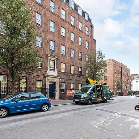 Modern Rooms And Studio, Westminster - Sk